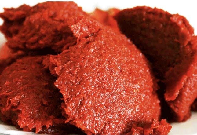 Acı Biber Salçası Yoğun Kıvam (1000 gram)